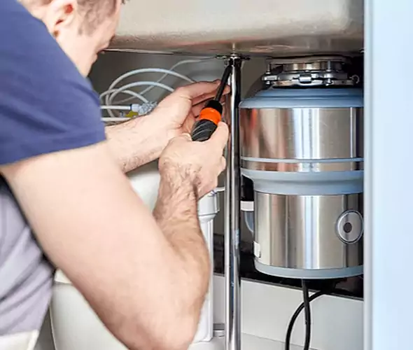 Expert Plumber for Garbage Disposal Replacement in Fort Pierce, FL