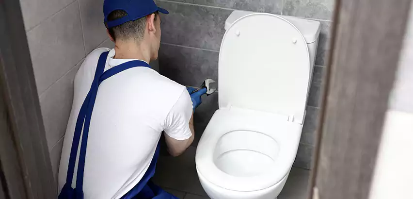 Toilet Lid Replacement in Fort Pierce
